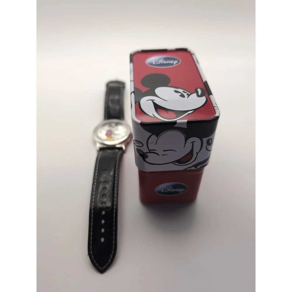 NOS Mickey Mouse Watch With Tin. Needs Battery‎